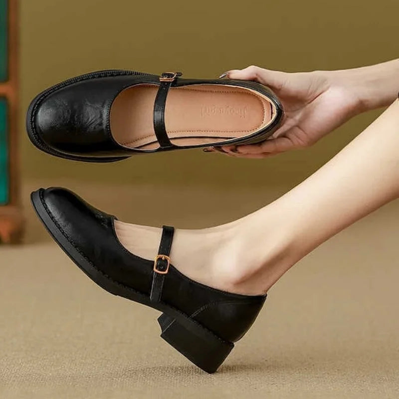 DORVANNA | TIMELESS COMFORT MARY JANES
